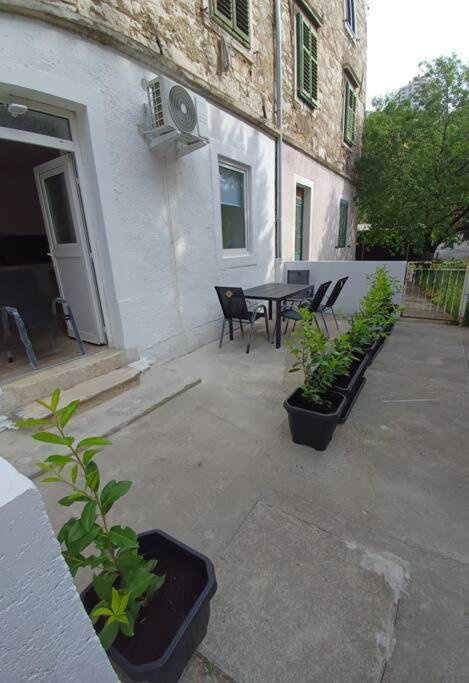 Central Vita Apartment リエカ エクステリア 写真
